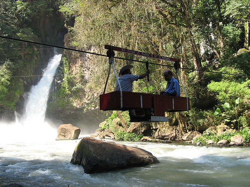 Río Cupatitzio falls