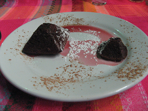 La Gruta: sun and moon pyramids in dessert form