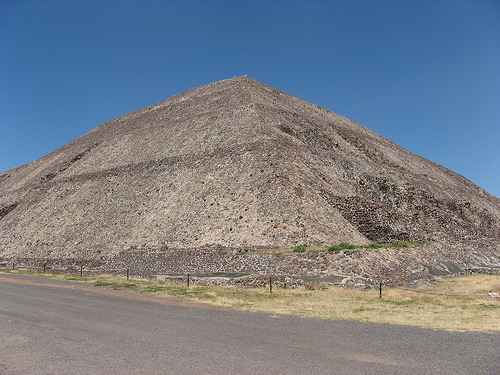 Teotihuacán: sun pyramid